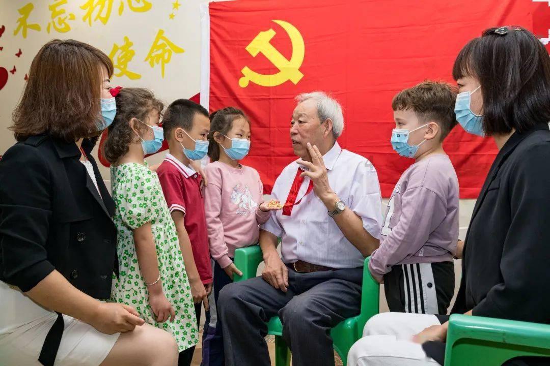 斯诺克苏格兰公开赛:5-4!周跃龙绝杀宾汉姆挺进4强!