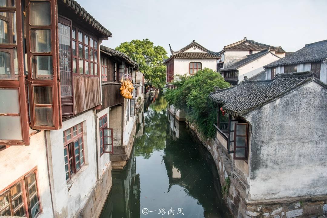 年味弥漫上窑街 年货引流生意火