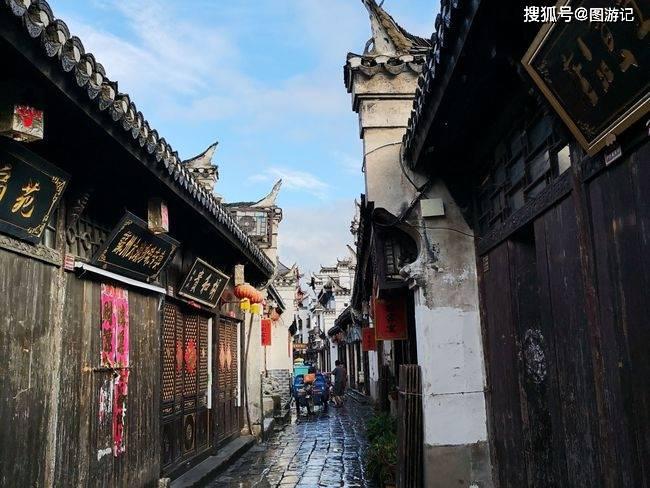 二楼敲薄承重墙,一楼住户心慌慌